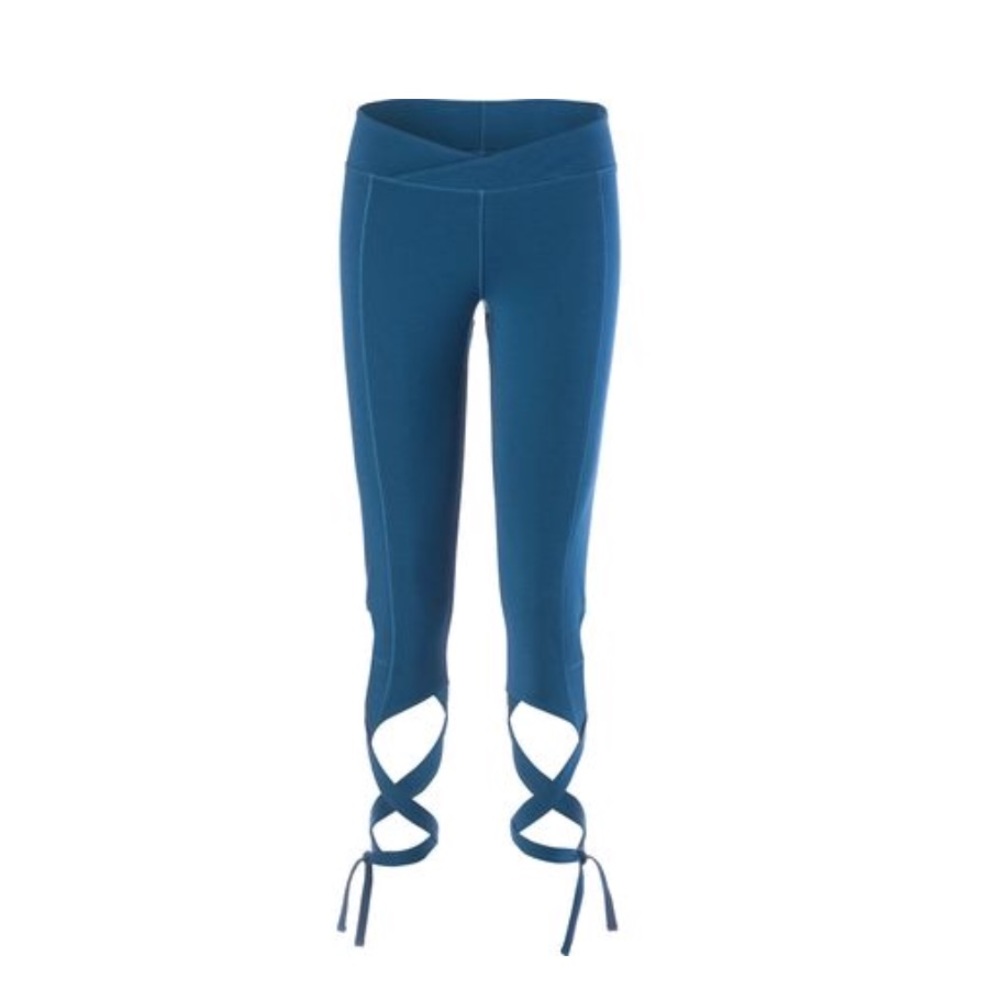 Free people wrap up capris